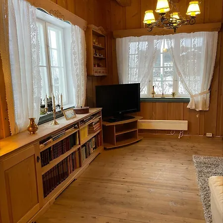 Koselig Tommerhus Pa Gammel Gard I Skabu Ferienhaus