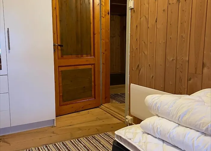 Feriehus Koselig Tømmerhus På Gammel Gård I Skåbu *