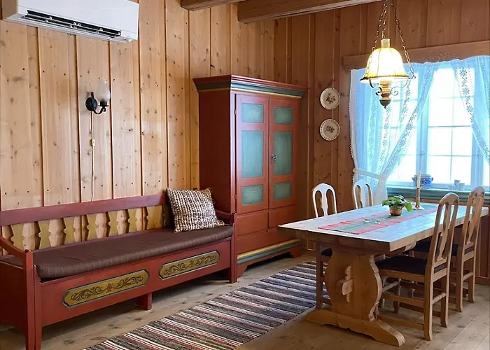 Koselig Tommerhus Pa Gammel Gard I Skabu Ferienhaus